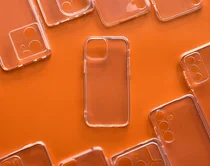 Чехол iPhone 17 